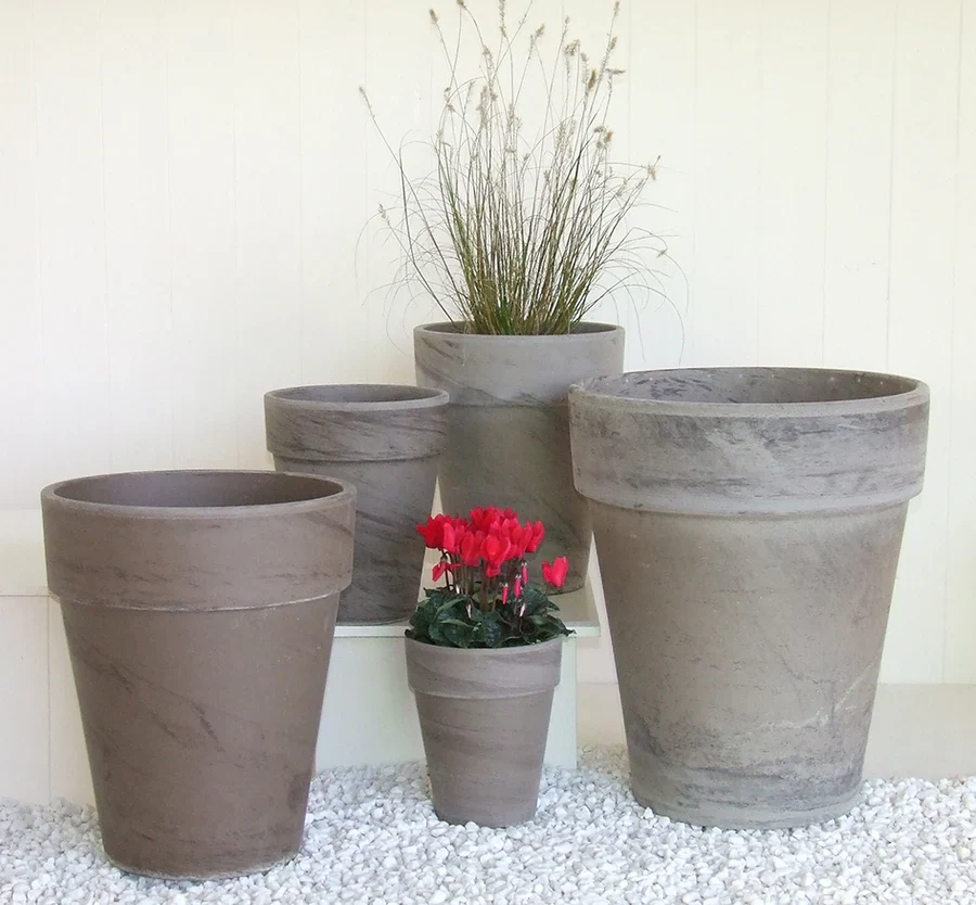 Basalt Long Tom Pot Ø26cm H31cm