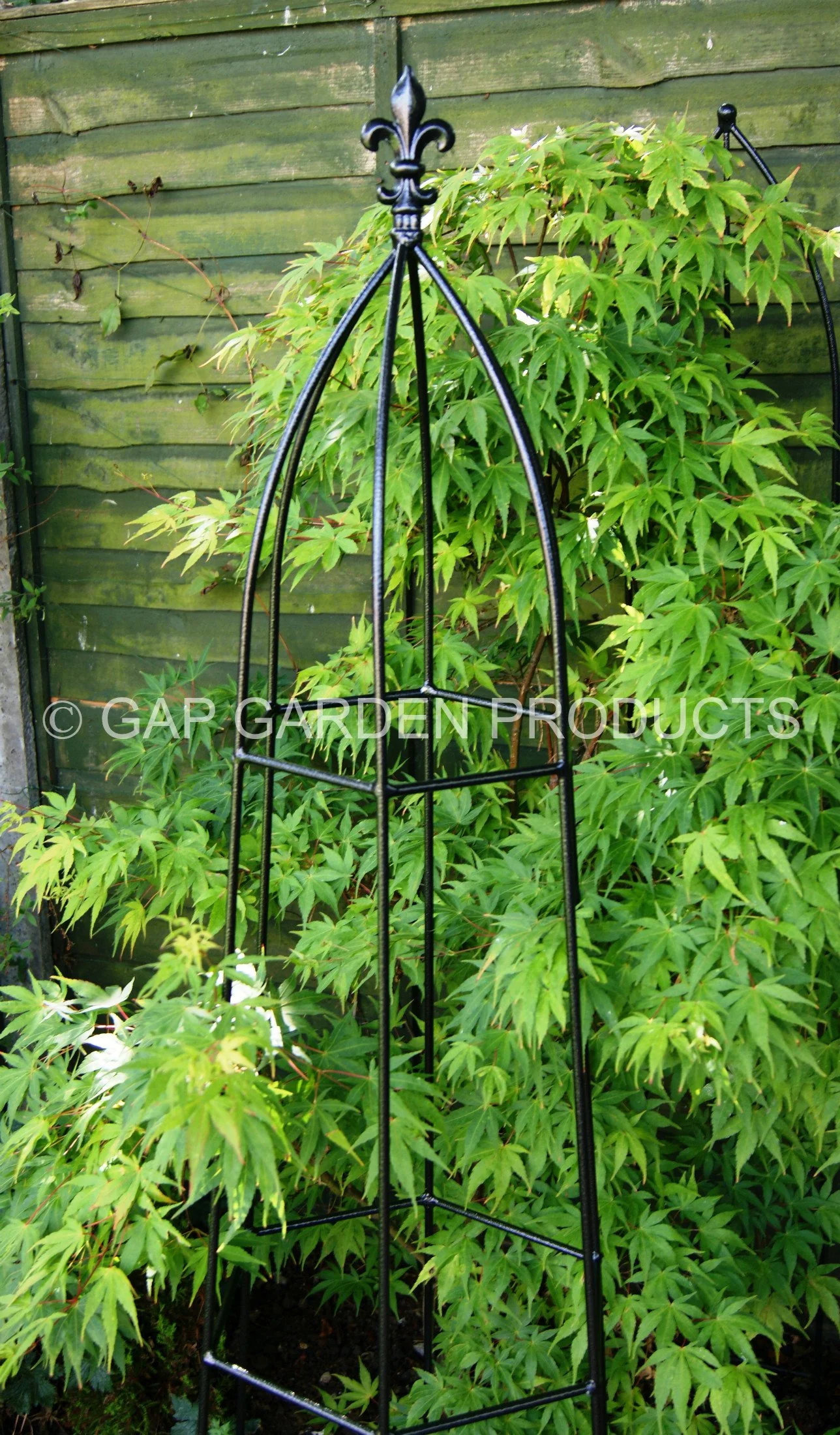 Black cone obelisks FDL Top 6ft