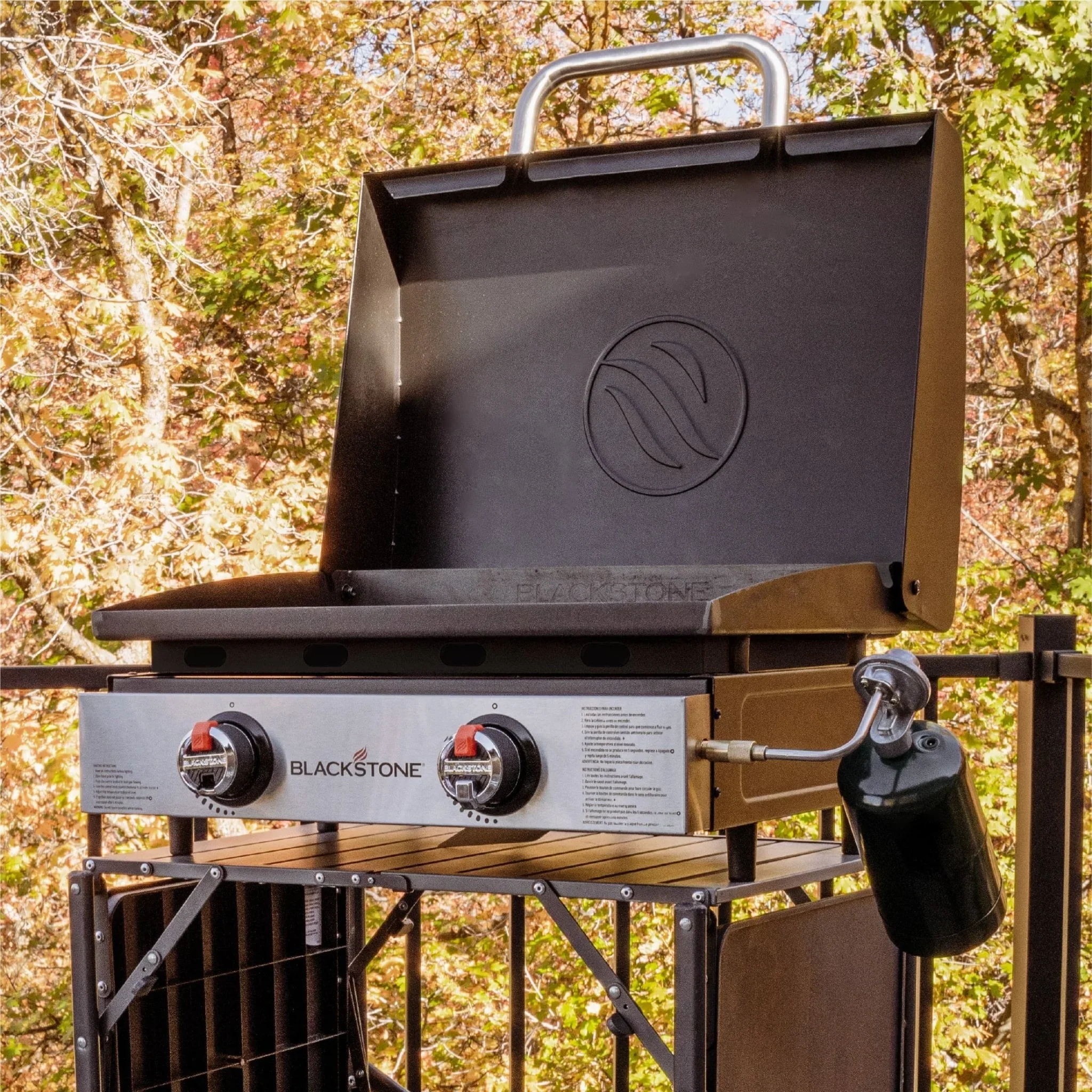Blackstone  22inch Tabletop Griddle with Hood - Image 3