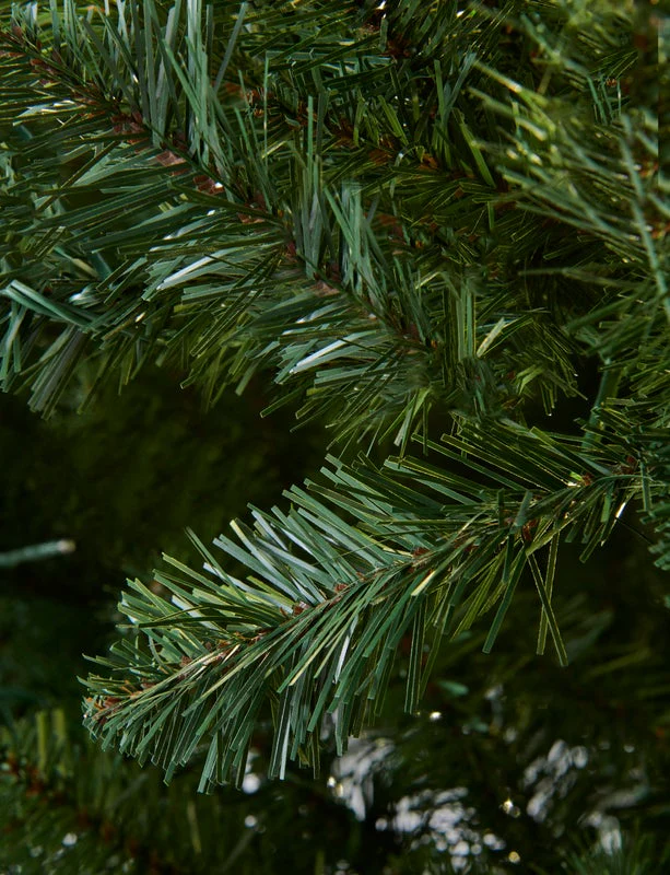 Eaton Fir- 12ft tree with 6500 Warm White LED 3mm Compact Bulbs - Image 2