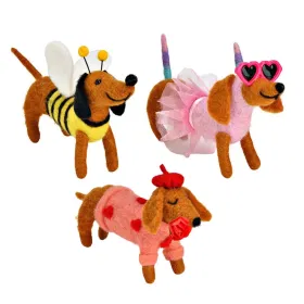Figurine dog dachshund felt brown/pink/yellow 14x9x4cm