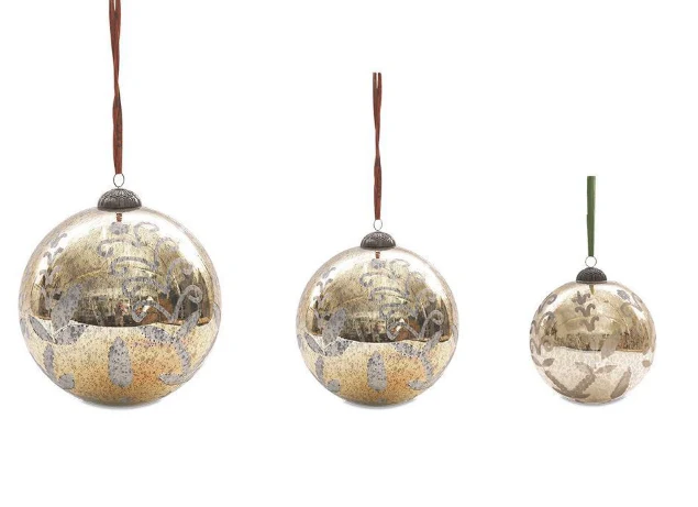 GIANT ANTIQUE GOLD BAUBLE  ANTIQUE GOLD  MEDIUM (20CM)