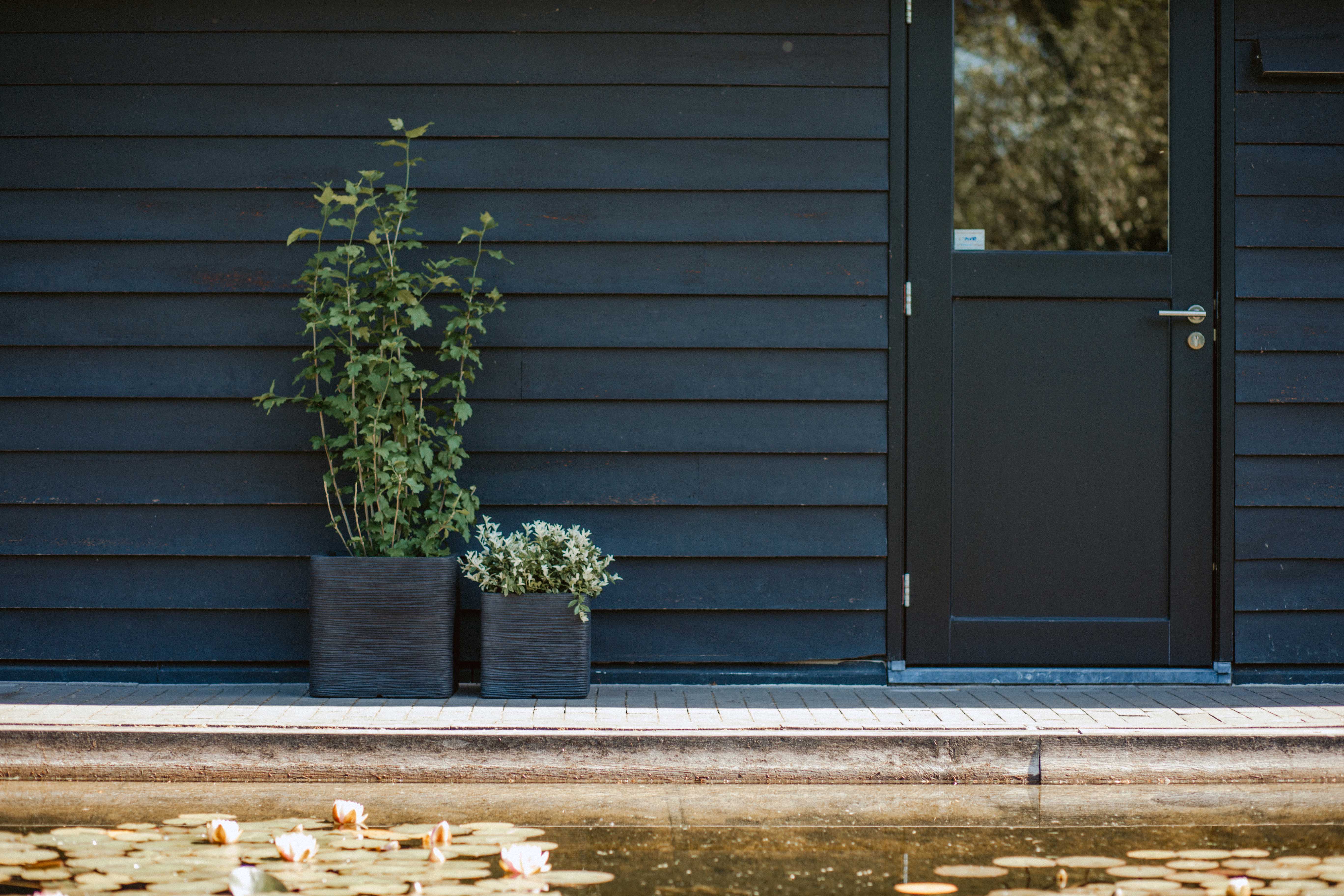 Planter Square Rib  NL Black 50cm H50cm W50cm - Image 2