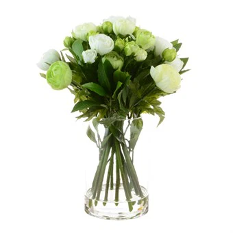 Ranunculus in Bouquet vase - Image 3