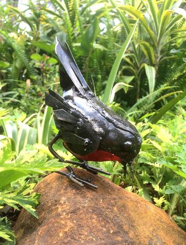 Red Robin Pecking H 13cm