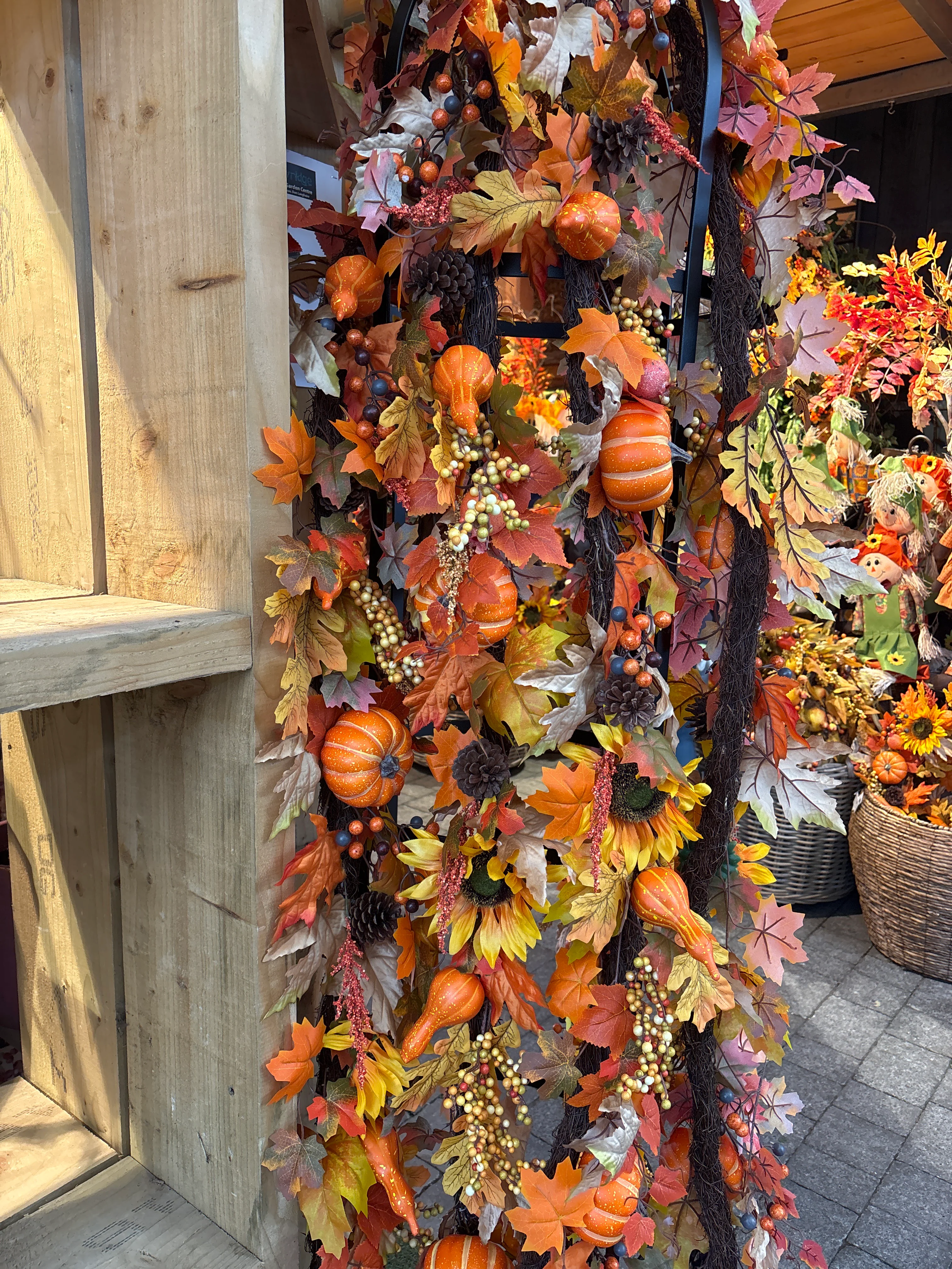 Sunflower & Pumpkin Garland - Image 3