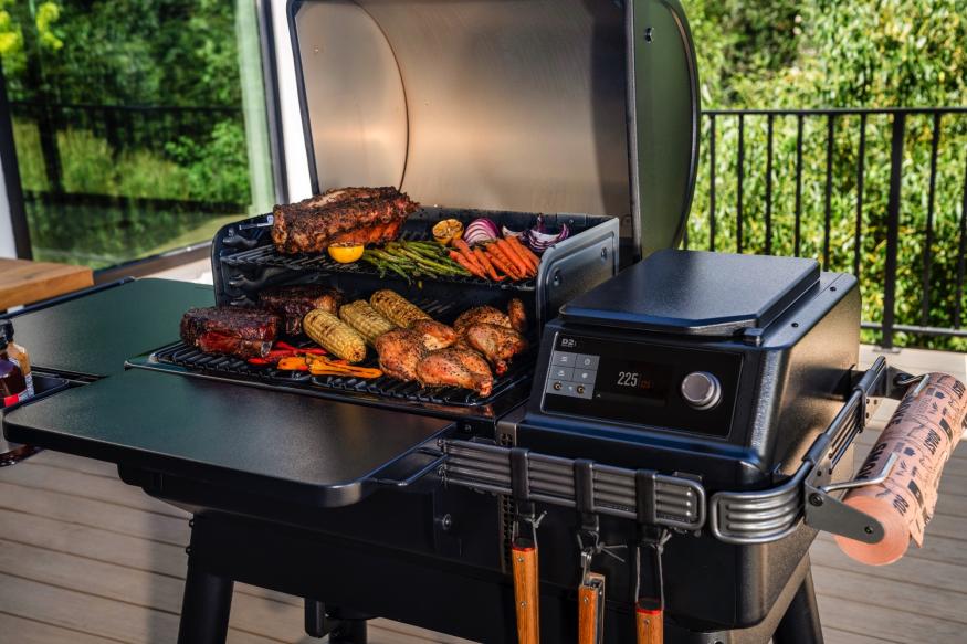 TRAEGER IRONWOOD WiFi ENABLED PELLET GRILL - Image 6