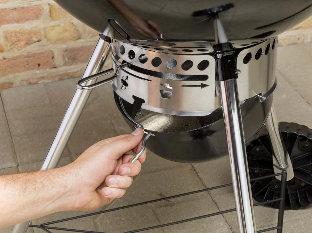 Weber Master-Touch GBS E-5750 Black - Image 6