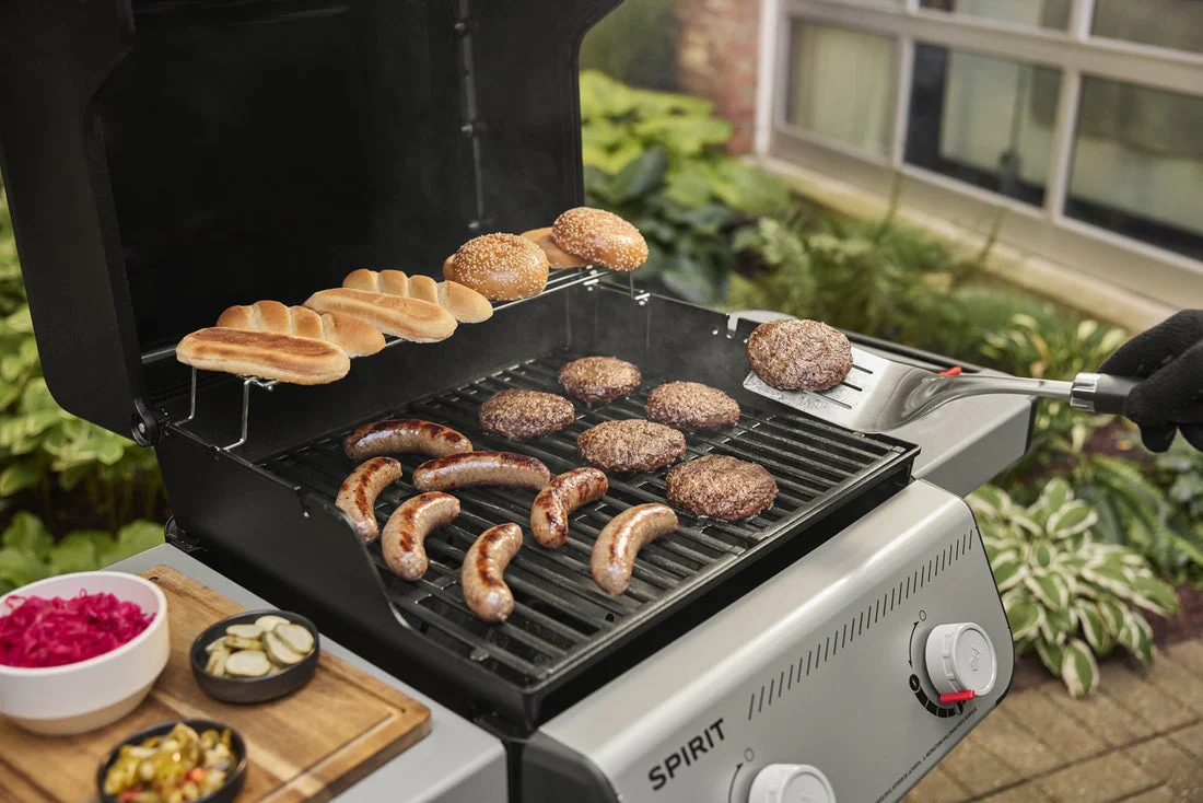 Weber Spirit E-210 Gas Barbecue - Image 5