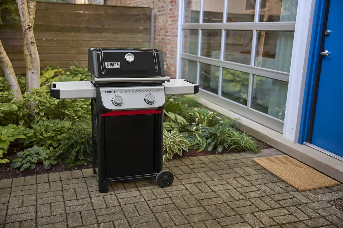 Weber Spirit E-210 Gas Barbecue - Image 6