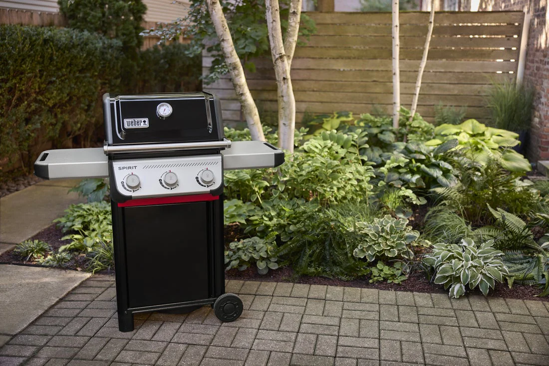 Weber Spirit E-310 Gas Barbecue - Image 4
