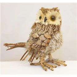 WINTER WOODLAND OWL