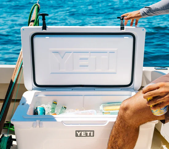 Yeti Tundra 45 Navy - Image 7